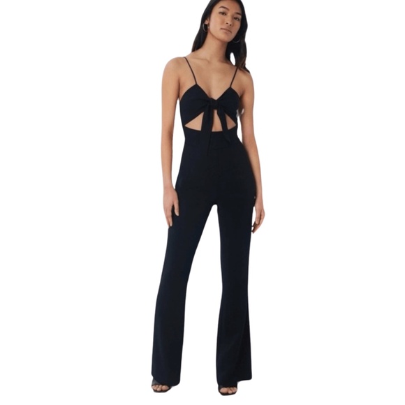 🟢SALE! LITA BY CIARA! TIE FRONT JUMPSUIT & NWT - Picture 2 of 12